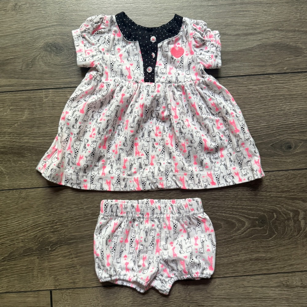Just One You by Carters Baby Girl Giraffe Print Dress and Bloomers Set NB
